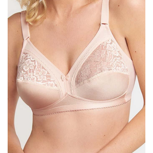 Triumph Women's Kiss of Cotton Wirefree Bra Beige