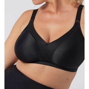 Triumph Triaction Wellness Wirefree Sport Bra